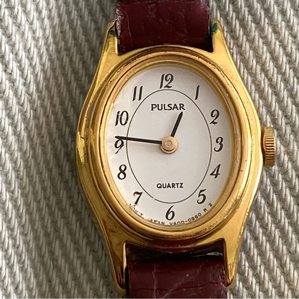 Vintage Pulsar quartz watch V400-5330 made in Japan - Picture 4 of 9